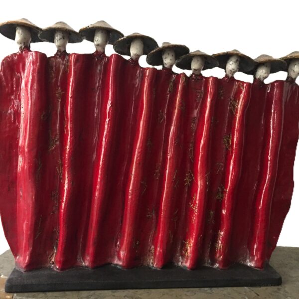 Drapée 9 vietnamiens rouge - Céramique - 50x40x8 cm